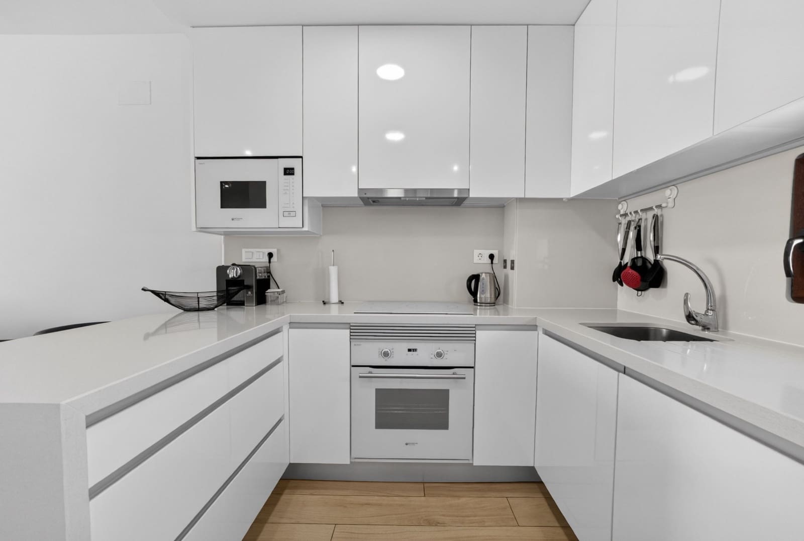2 makuuhuone Kattohuoneisto myytävänä paikassa Los Altos mukana uima-altaan 
autotalli - 295 000 € (Ref: 9940735)