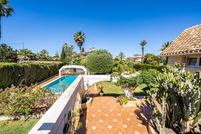 4 chambre Villa/Maison à vendre à Cabo Roig, Orihuela avec piscine - 1 490 000 € (Ref: 9946629)