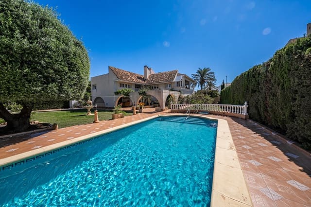 4 chambre Villa/Maison à vendre à Cabo Roig, Orihuela avec piscine - 1 490 000 € (Ref: 9946629)