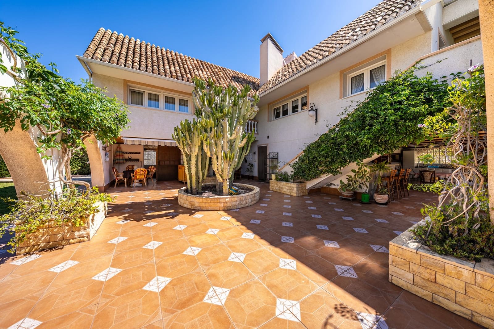 4 chambre Villa/Maison à vendre à Cabo Roig avec piscine - 1 490 000 € (Ref: 9946629)