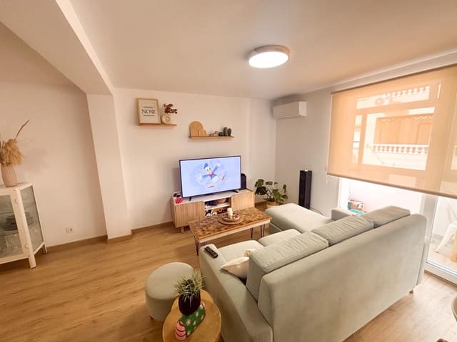 2 soveværelse Lejlighed til salg i Playa de los Náufragos, Torrevieja - € 189.000 (Ref: 9950201)