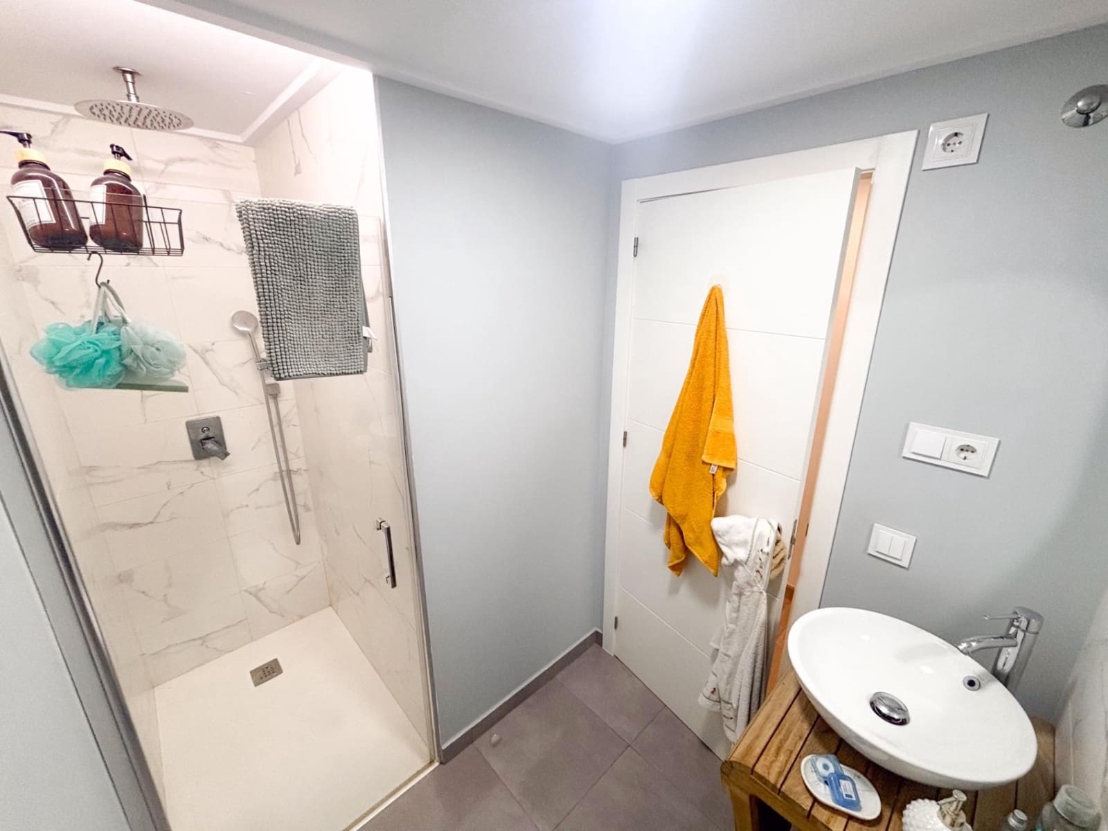 2 Zimmer Apartment zu verkaufen in Torrevieja - 189.000 € (Ref: 9950201)