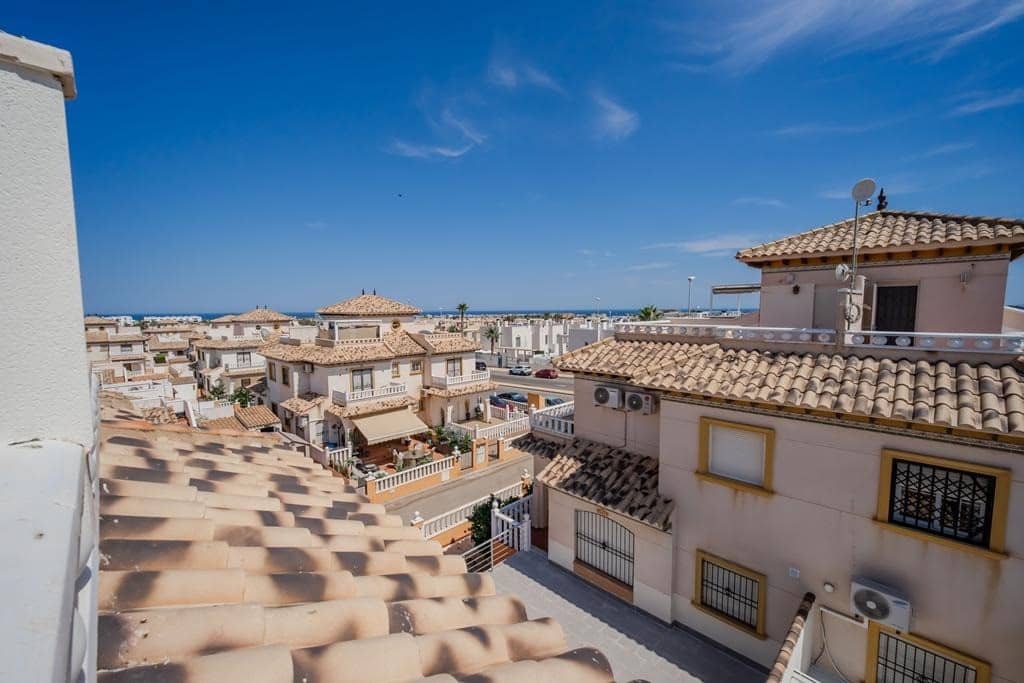 3 Zimmer Haus zu verkaufen in Cabo Roig mit Pool - 315.000 € (Ref: 9973728)