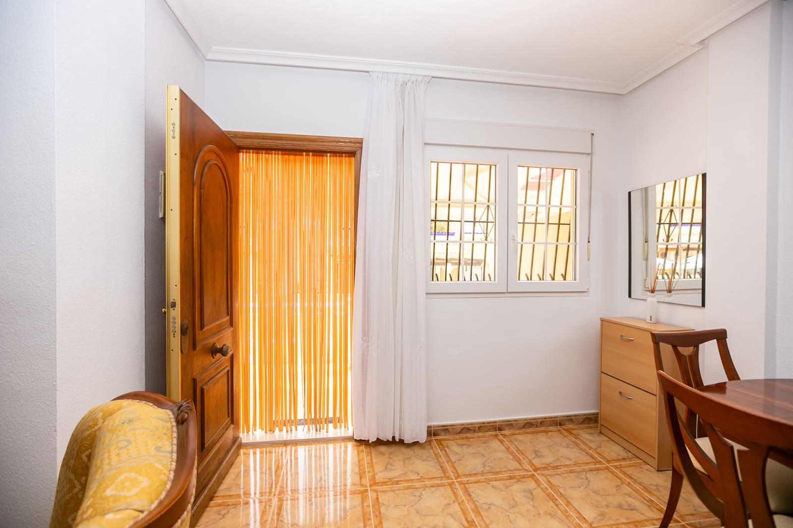 Casa de 3 habitaciones en La Zenia en venta con piscina - 280.000 € (Ref: 9981411)