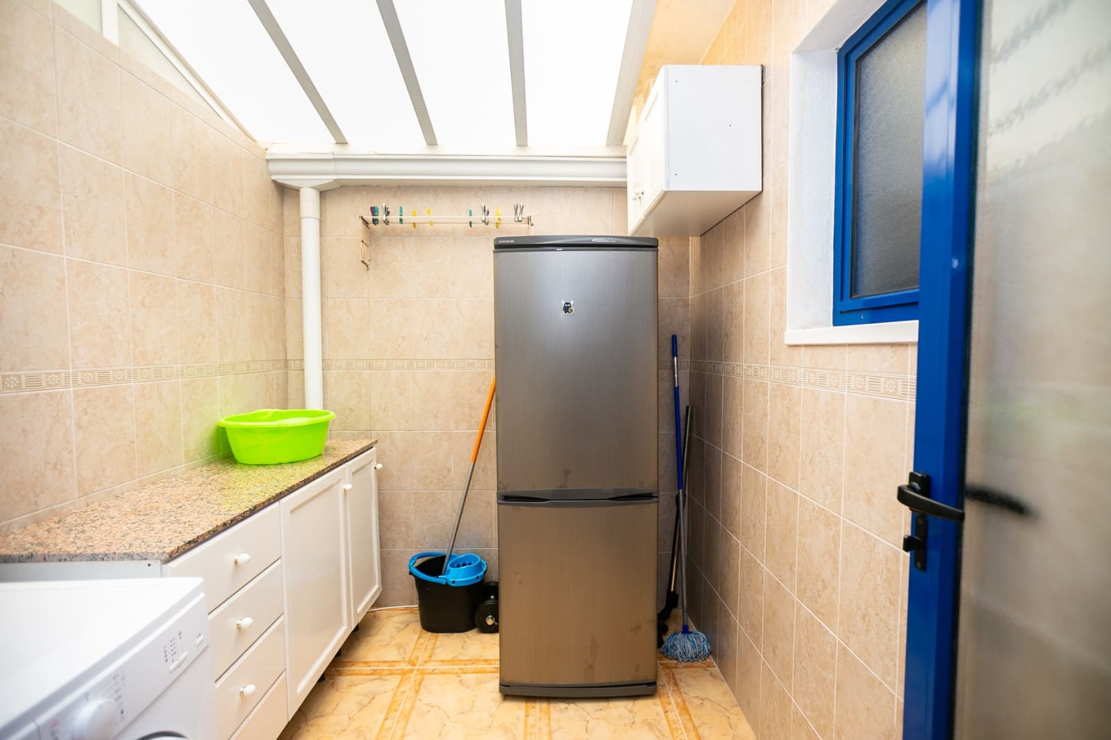 Casa de 3 habitaciones en La Zenia en venta con piscina - 280.000 € (Ref: 9981411)