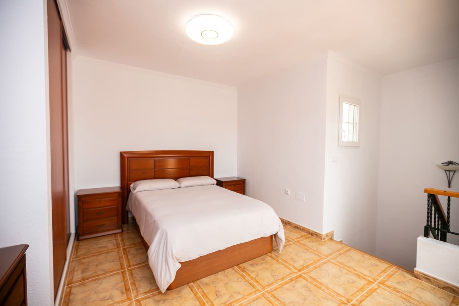 Casa de 3 habitaciones en La Zenia en venta con piscina - 280.000 € (Ref: 9981411)