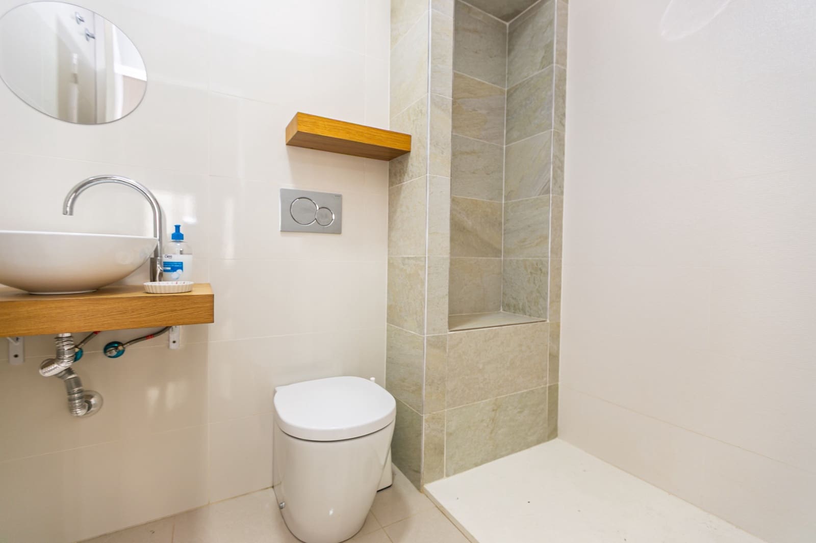 Bungalow de 2 habitaciones en Doña Pepa en venta con piscina - 289.500 € (Ref: 9981412)