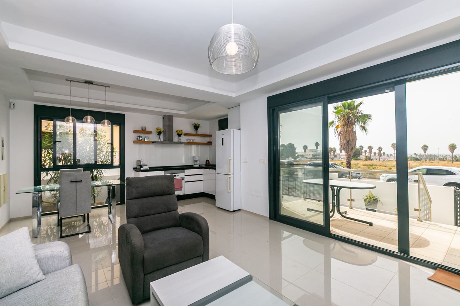 Bungalow de 2 habitaciones en Doña Pepa en venta con piscina - 289.500 € (Ref: 9981412)