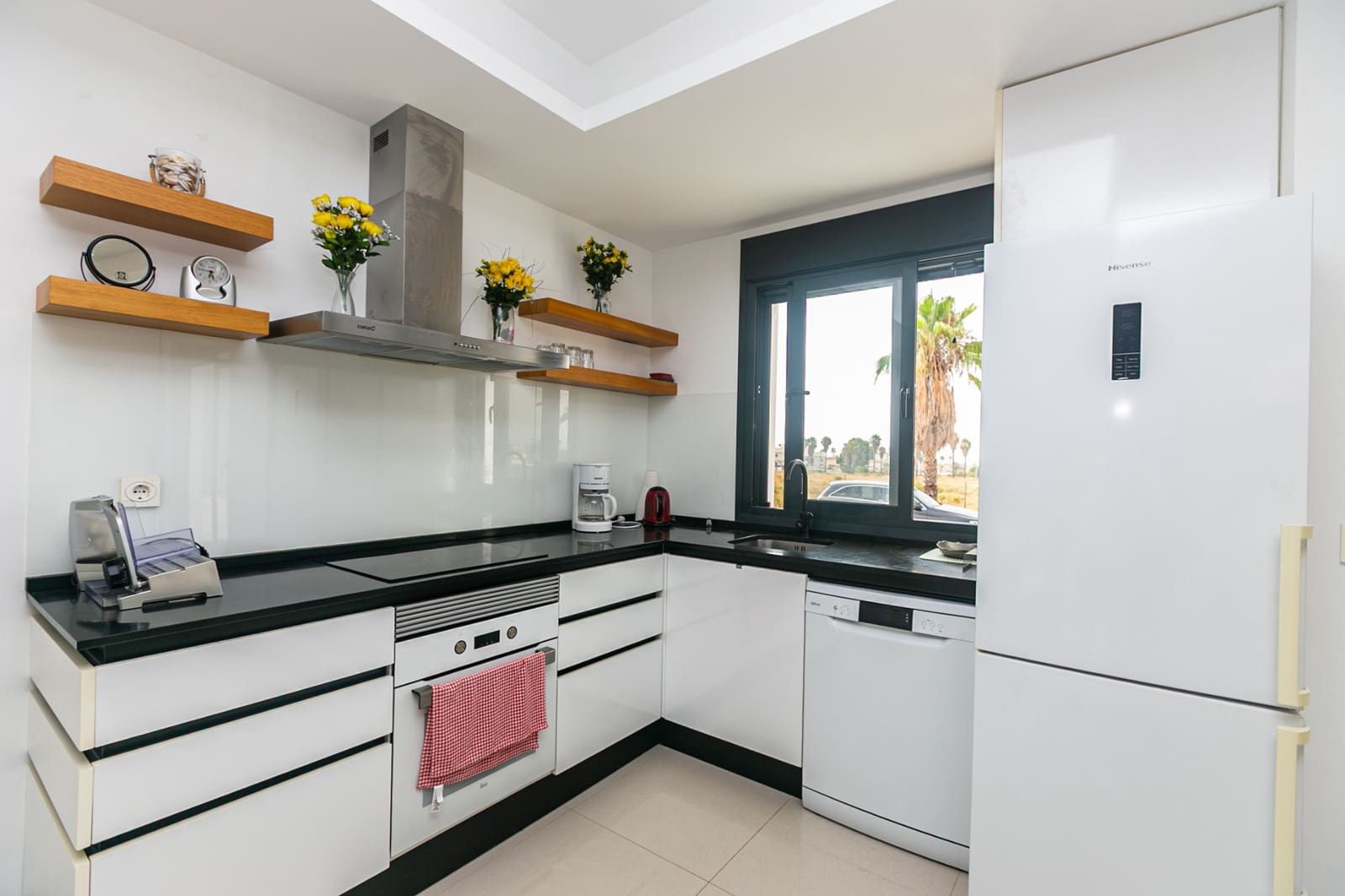 Bungalow de 2 habitaciones en Doña Pepa en venta con piscina - 289.500 € (Ref: 9981412)