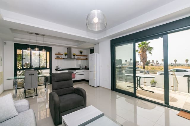 Bungalow de 2 habitaciones en Doña Pepa, Rojales en venta con piscina - 289.500 € (Ref: 9981412)