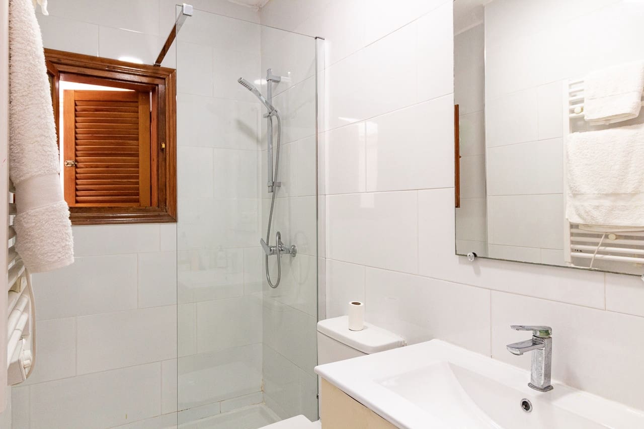 1 sypialnia Apartament na sprzedaż w El Chaparral z basenem - 105 000 € (Ref: 9981497)