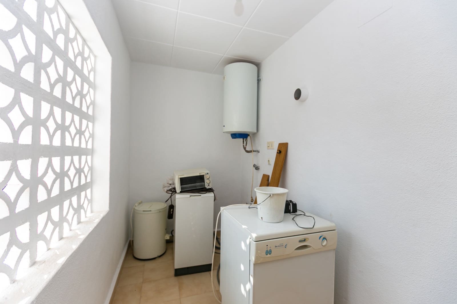 2 sovrum Villa till salu i La Florida - 275 000 € (Ref: 9983794)