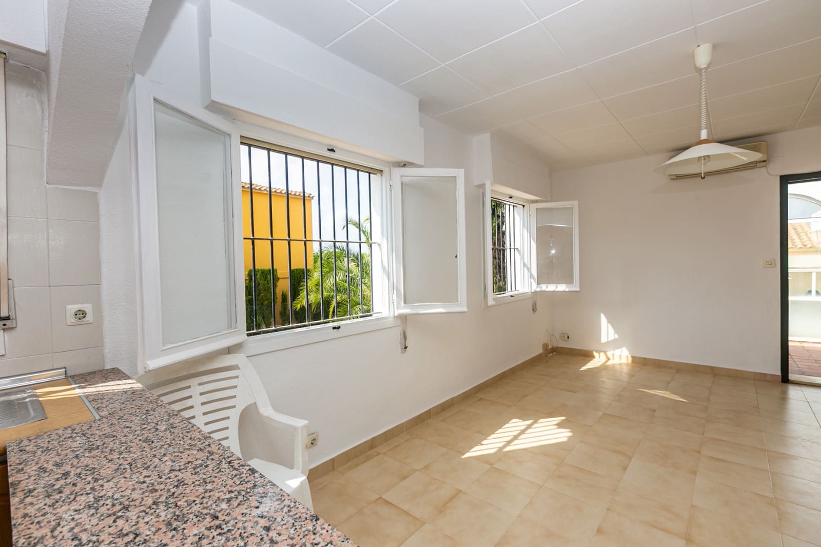 2 sovrum Villa till salu i La Florida - 275 000 € (Ref: 9983794)