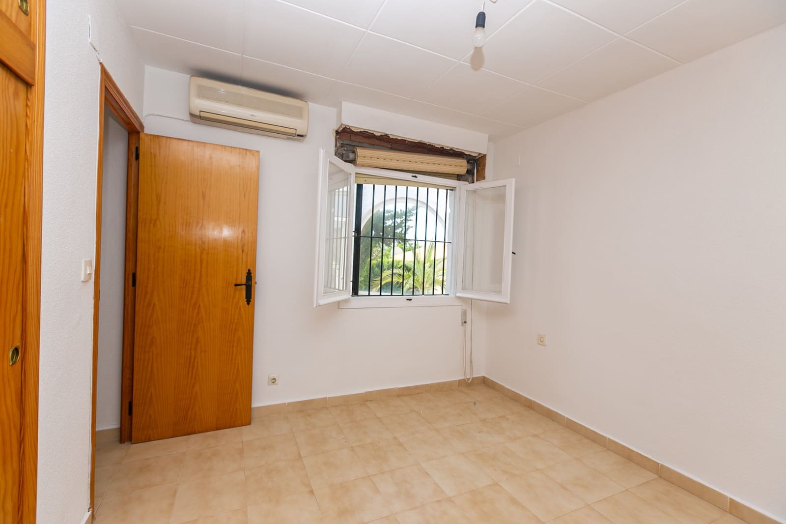 2 sovrum Villa till salu i La Florida - 275 000 € (Ref: 9983794)