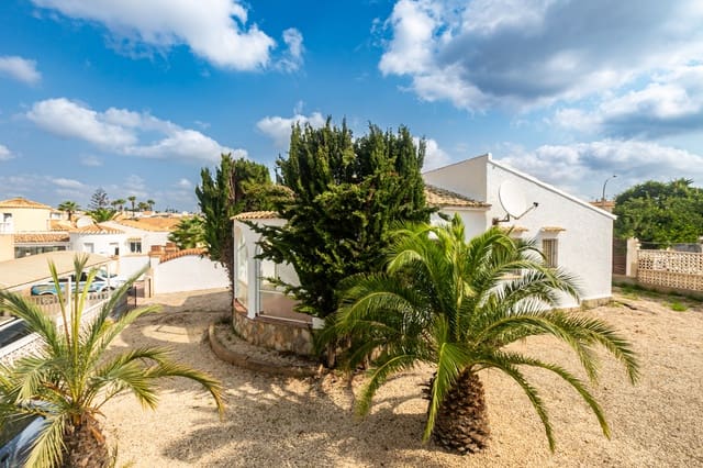 Chalet de 2 habitaciones en La Florida, Orihuela en venta - 275.000 € (Ref: 9983794)