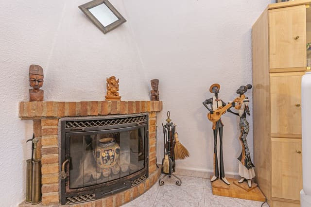 4 soveværelse Semi-Rækkehus til salg i Los Balcones - € 315.000 (Ref: 9983937)