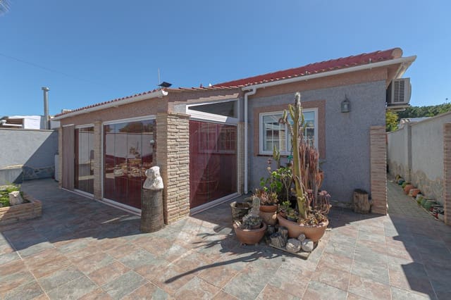 4 soveværelse Semi-Rækkehus til salg i Los Balcones - € 315.000 (Ref: 9983937)