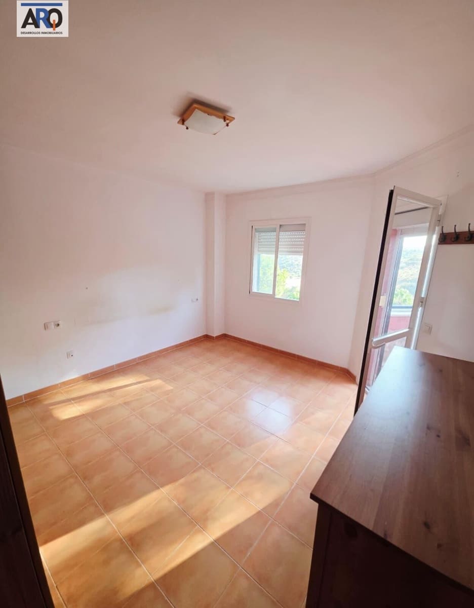 3 bedroom Terraced Villa for rent in Rincon de la Victoria with garage - € 1,700 (Ref: 10011466)
