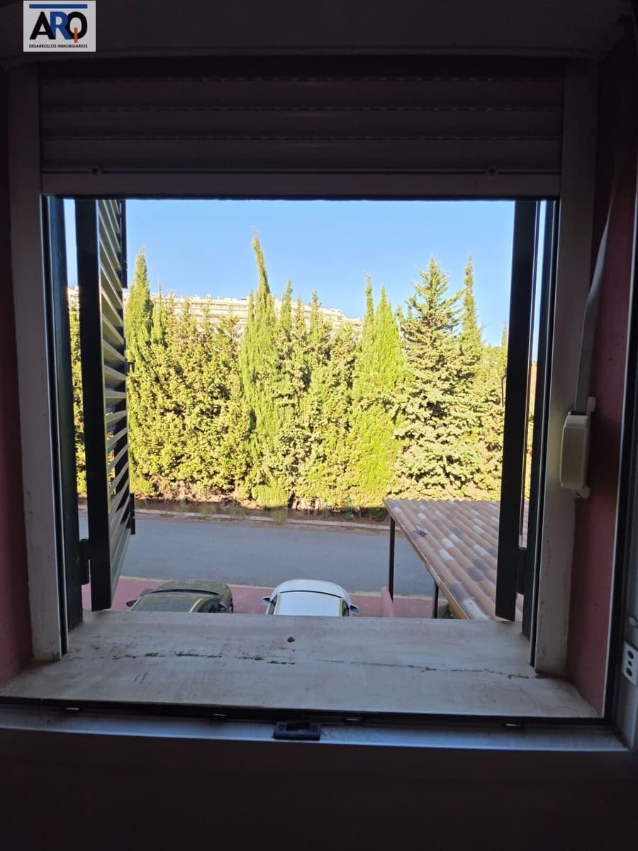3 bedroom Terraced Villa for rent in Rincon de la Victoria with garage - € 1,700 (Ref: 10011466)