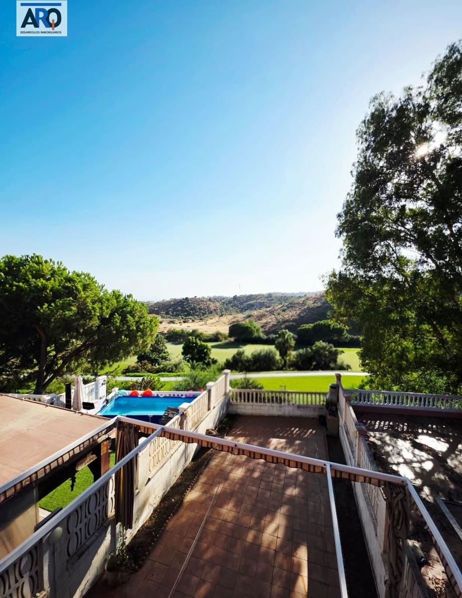 3 bedroom Terraced Villa for rent in Rincon de la Victoria with garage - € 1,700 (Ref: 10011466)