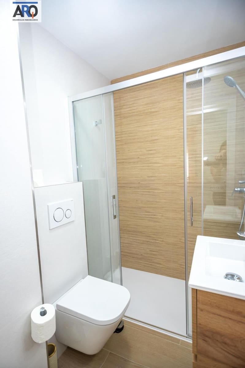 4 bedroom Flat for rent in Ronda - € 1,200 (Ref: 10013338)