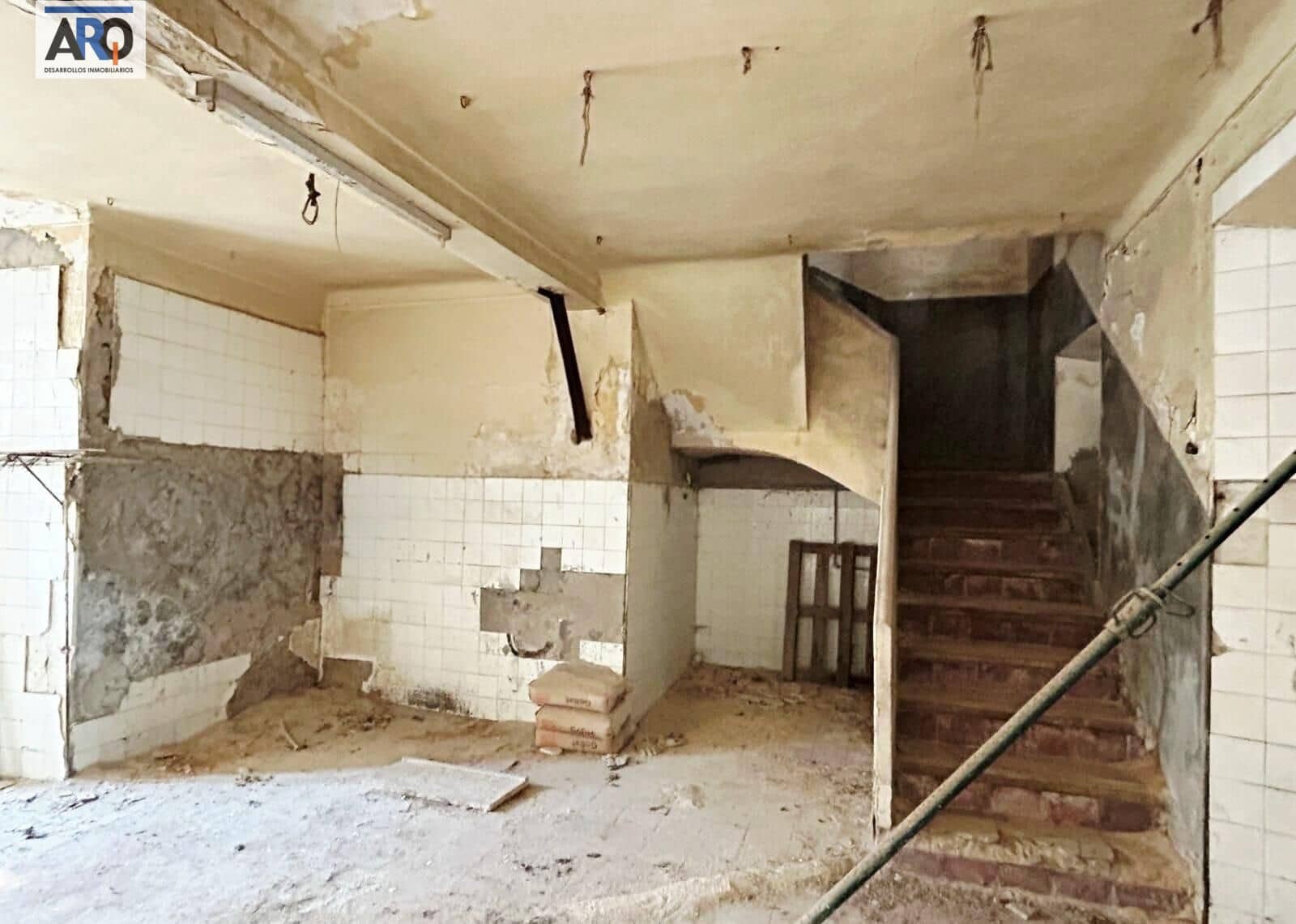 Villa in vendita in Benaojan - 190.000 € (Rif: 10013340)