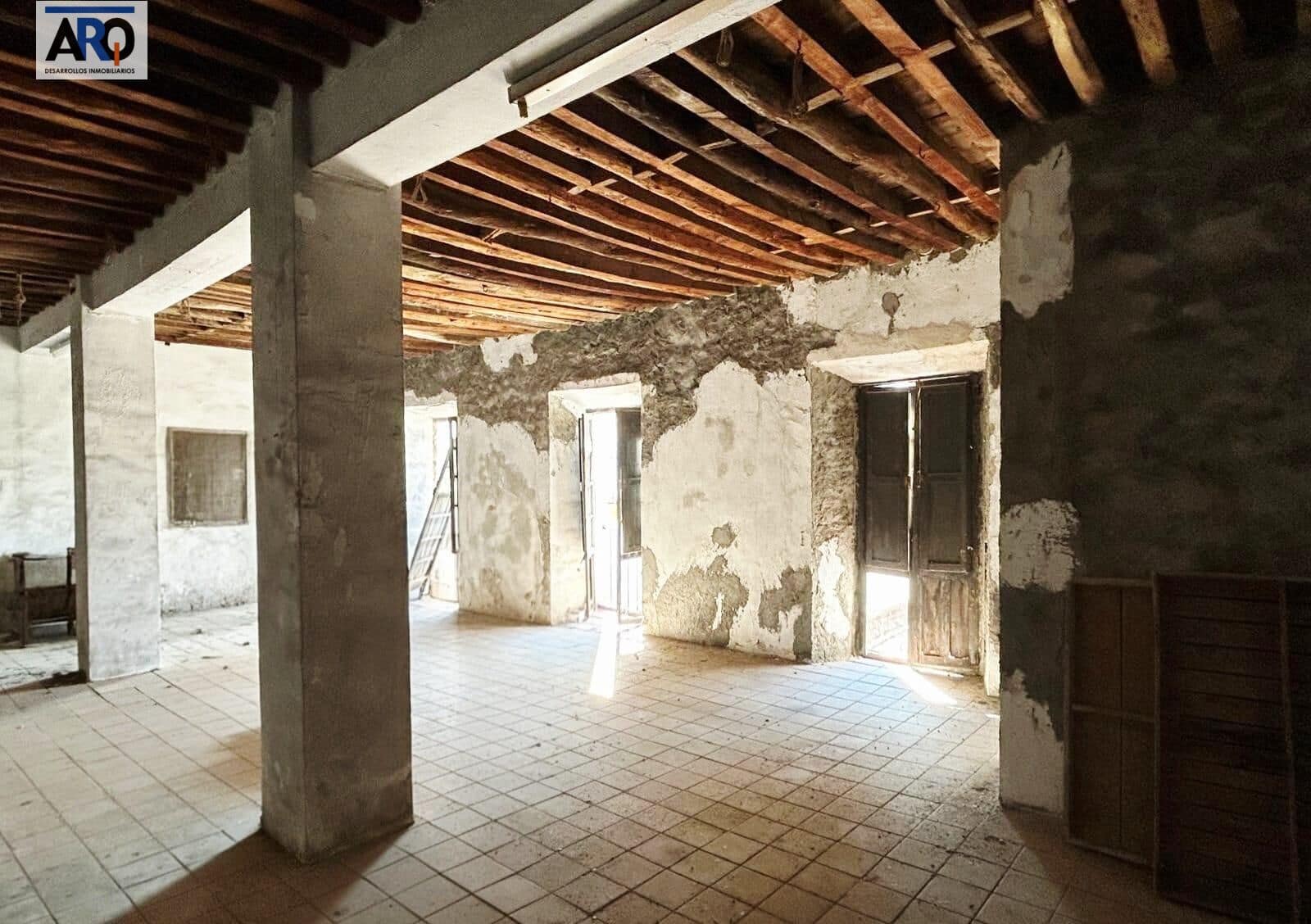 Villa in vendita in Benaojan - 190.000 € (Rif: 10013340)