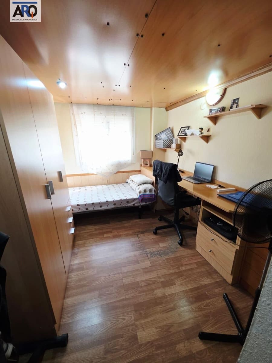 2 slaapkamer Appartement te koop in Malaga stad met garage - € 266.000 (Ref: 10017522)
