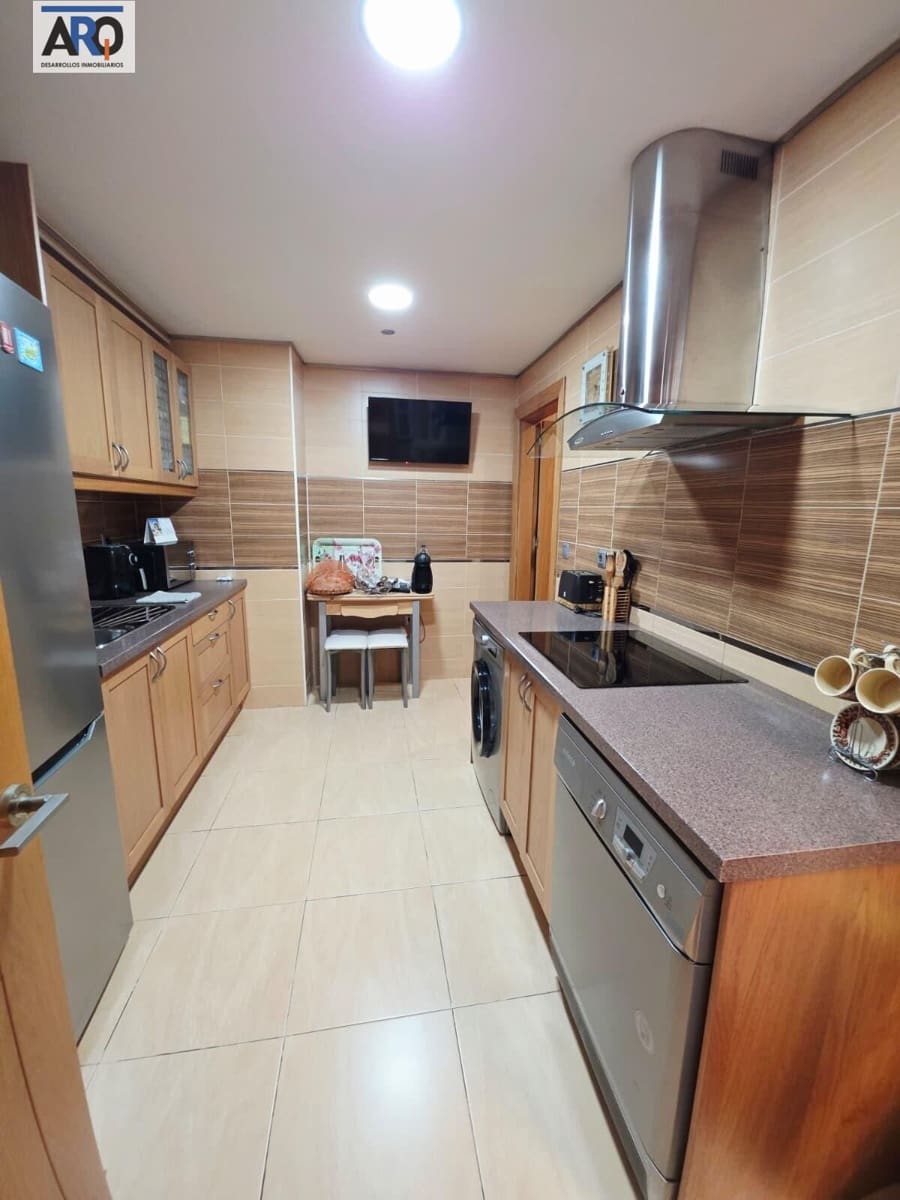 2 slaapkamer Appartement te koop in Malaga stad met garage - € 266.000 (Ref: 10017522)