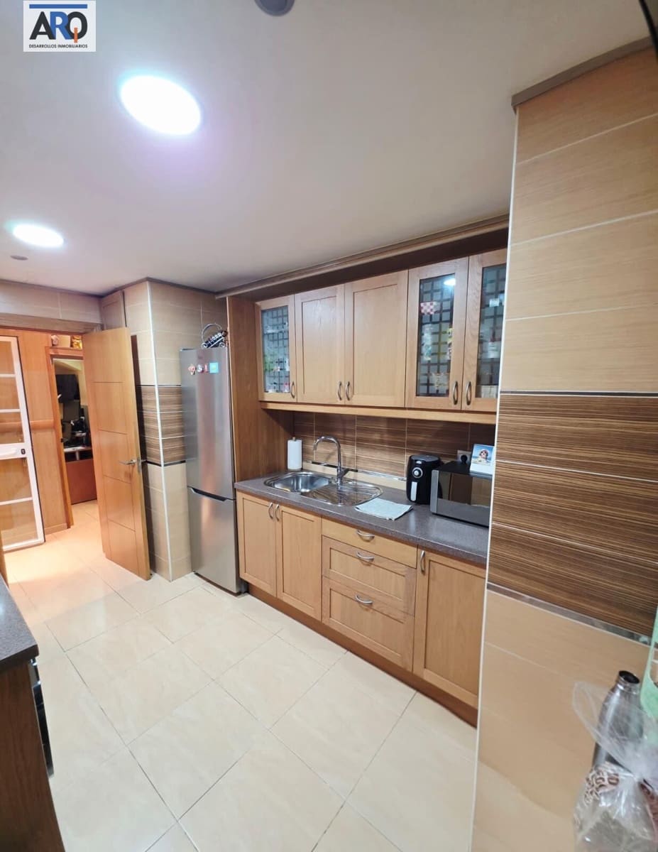 2 slaapkamer Appartement te koop in Malaga stad met garage - € 266.000 (Ref: 10017522)
