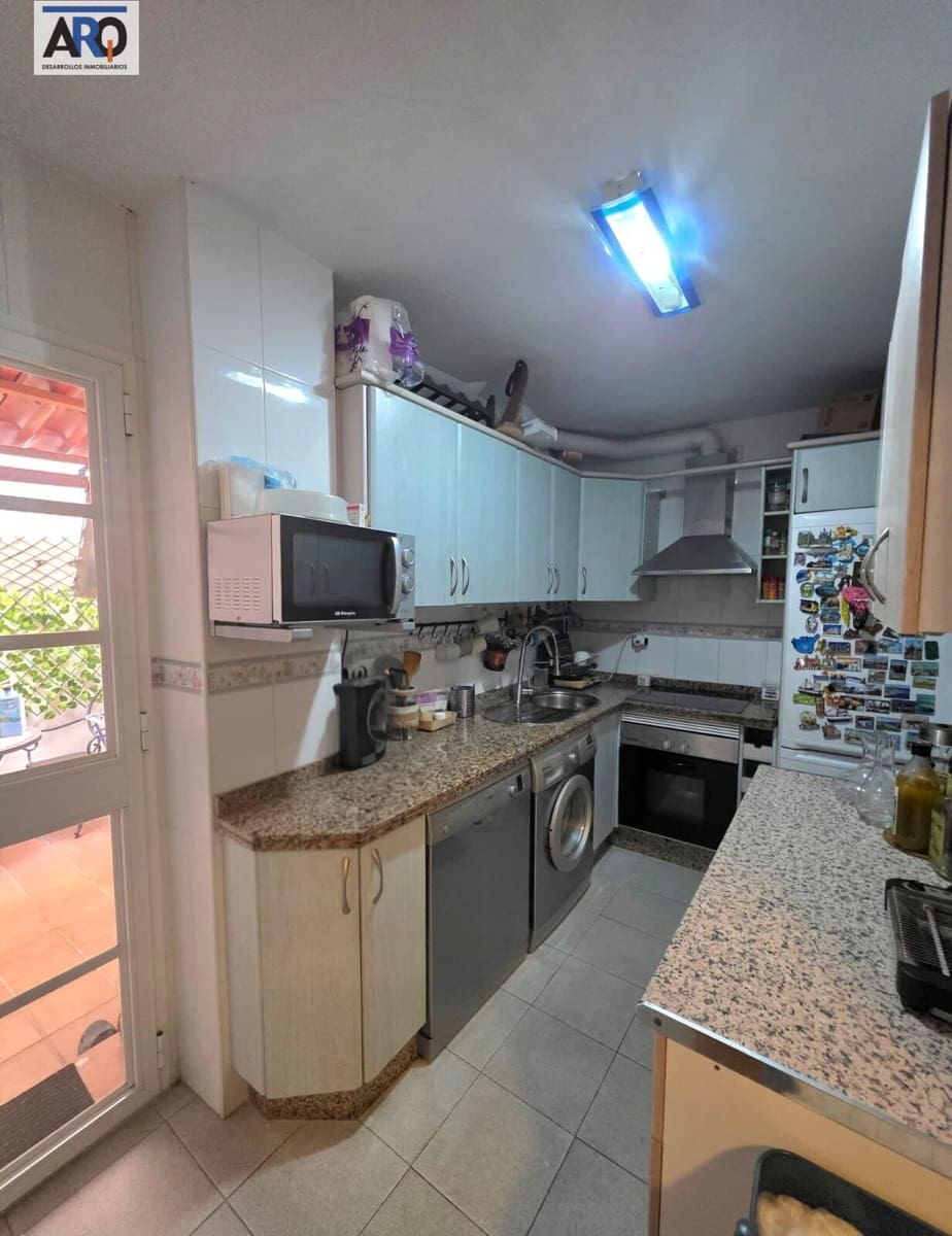 3 sovrum Lägenhet till salu i Rincon de la Victoria med garage - 349 000 € (Ref: 10033958)