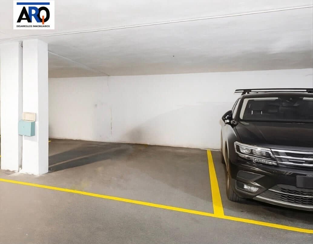 3 soveværelse Penthouse til salg i Malaga by med garage - € 797.000 (Ref: 10035373)