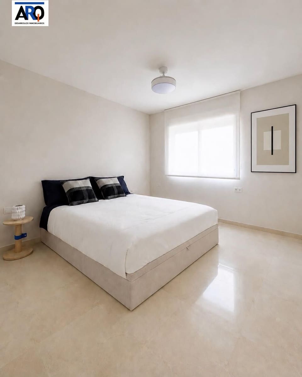 3 soveværelse Penthouse til salg i Malaga by med garage - € 797.000 (Ref: 10035373)