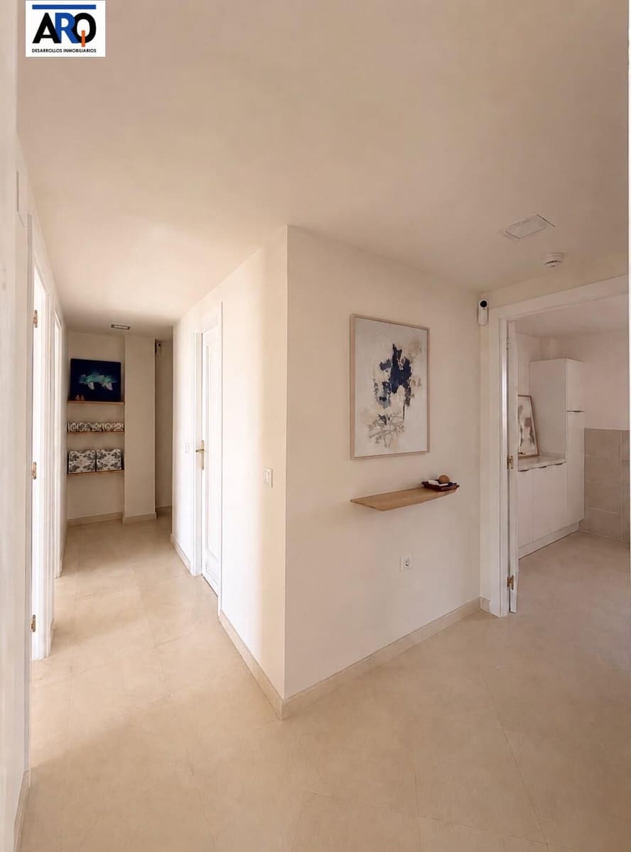 3 soveværelse Penthouse til salg i Malaga by med garage - € 797.000 (Ref: 10035373)