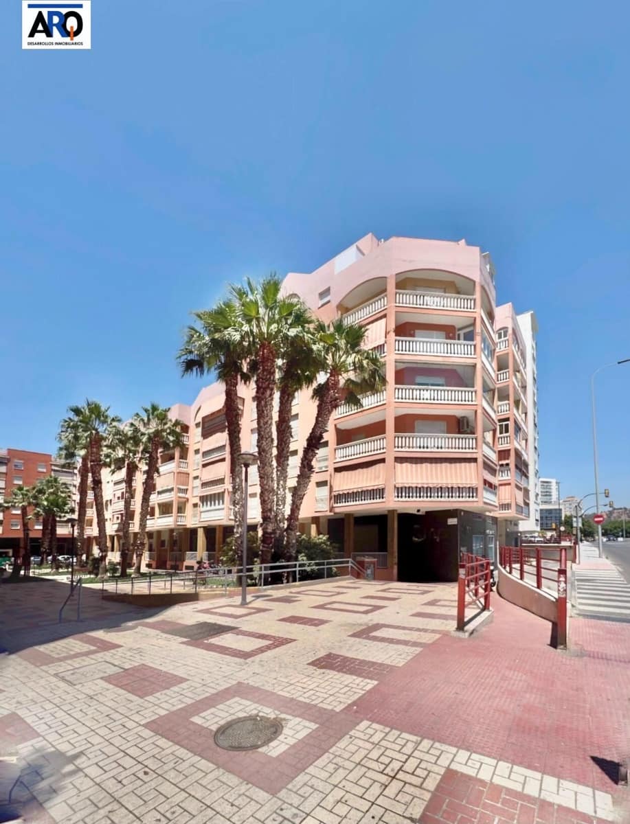 3 soveværelse Penthouse til salg i Malaga by med garage - € 797.000 (Ref: 10035373)