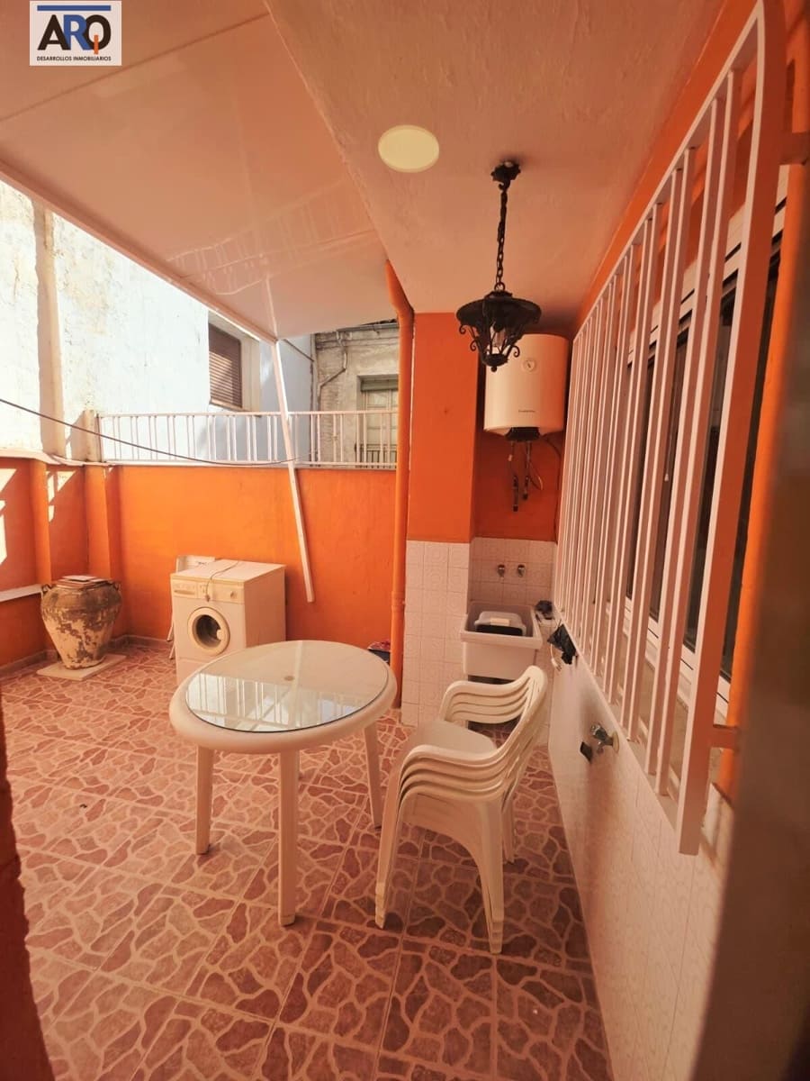 3 camera da letto Appartamento da affittare in Granada citta - 1.050 € (Rif: 10043017)
