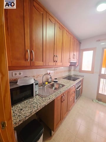 Piso de 3 habitaciones en Granada ciudad en alquiler - 1.050 € (Ref: 10043017)