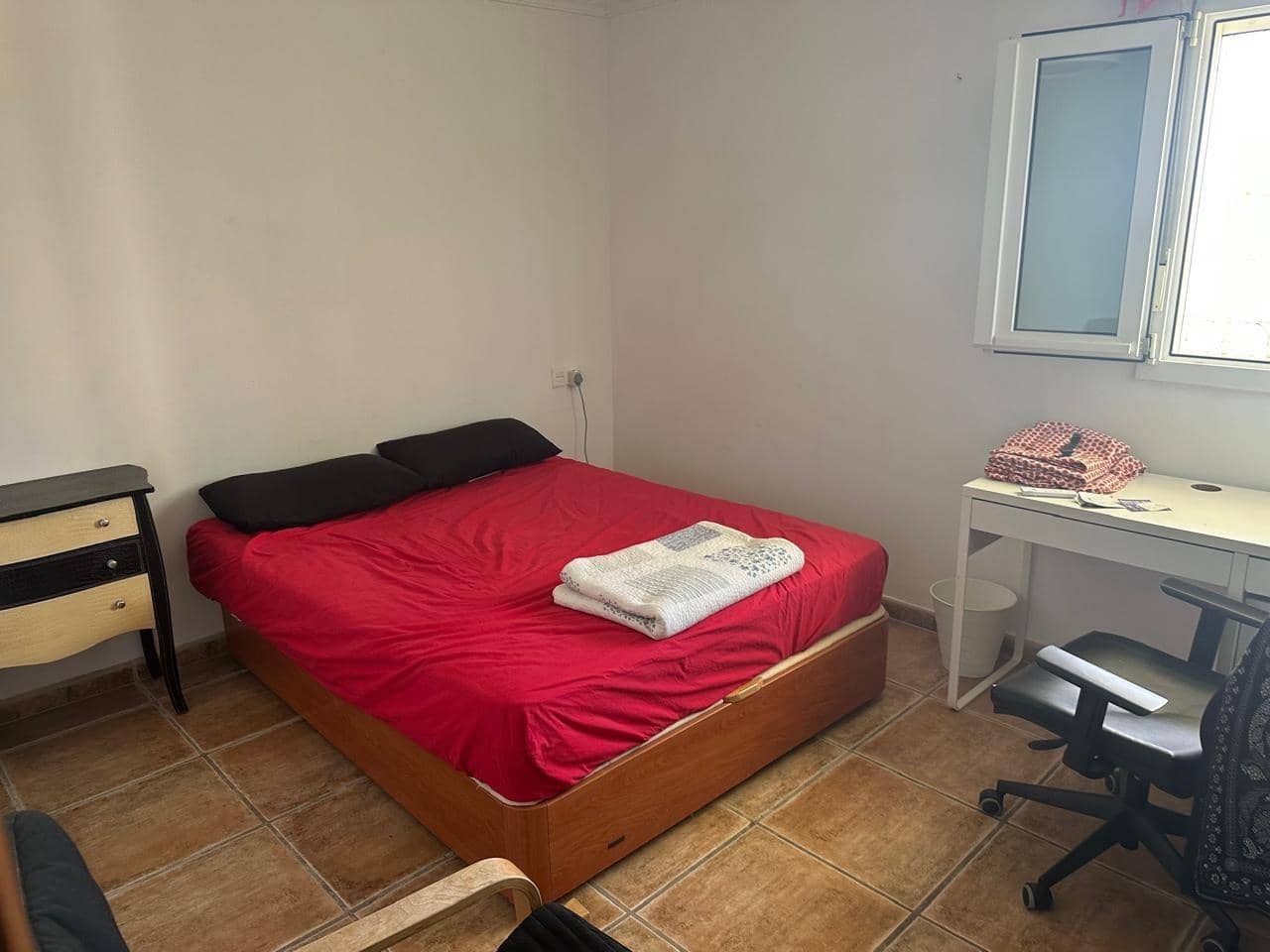 Apartamento de 3 habitaciones en Rincón de la Victoria en alquiler con piscina - 1.000 € (Ref: 10067928)