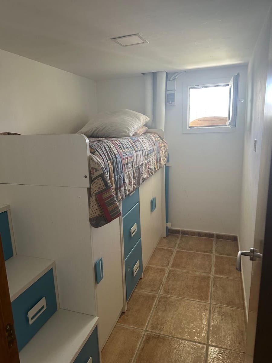 Apartamento de 3 habitaciones en Rincón de la Victoria en alquiler con piscina - 1.000 € (Ref: 10067928)