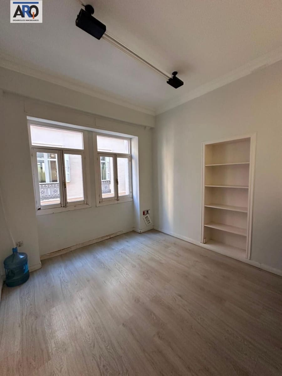 7 soverom Leilighet til salgs i Malaga by - € 1 100 000 (Ref: 10089713)