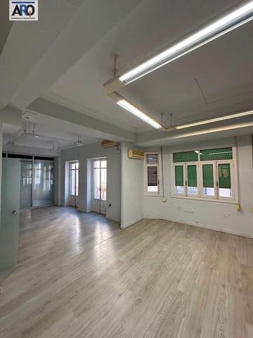 7 soverom Leilighet til salgs i Centro Historico, Málaga by - € 1 100 000 (Ref: 10089713)