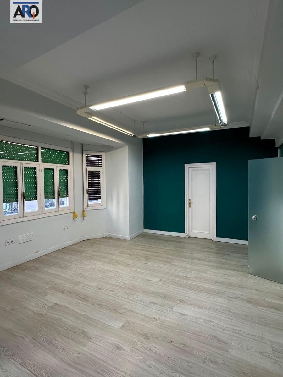 7 soverom Leilighet til salgs i Malaga by - € 1 100 000 (Ref: 10089713)