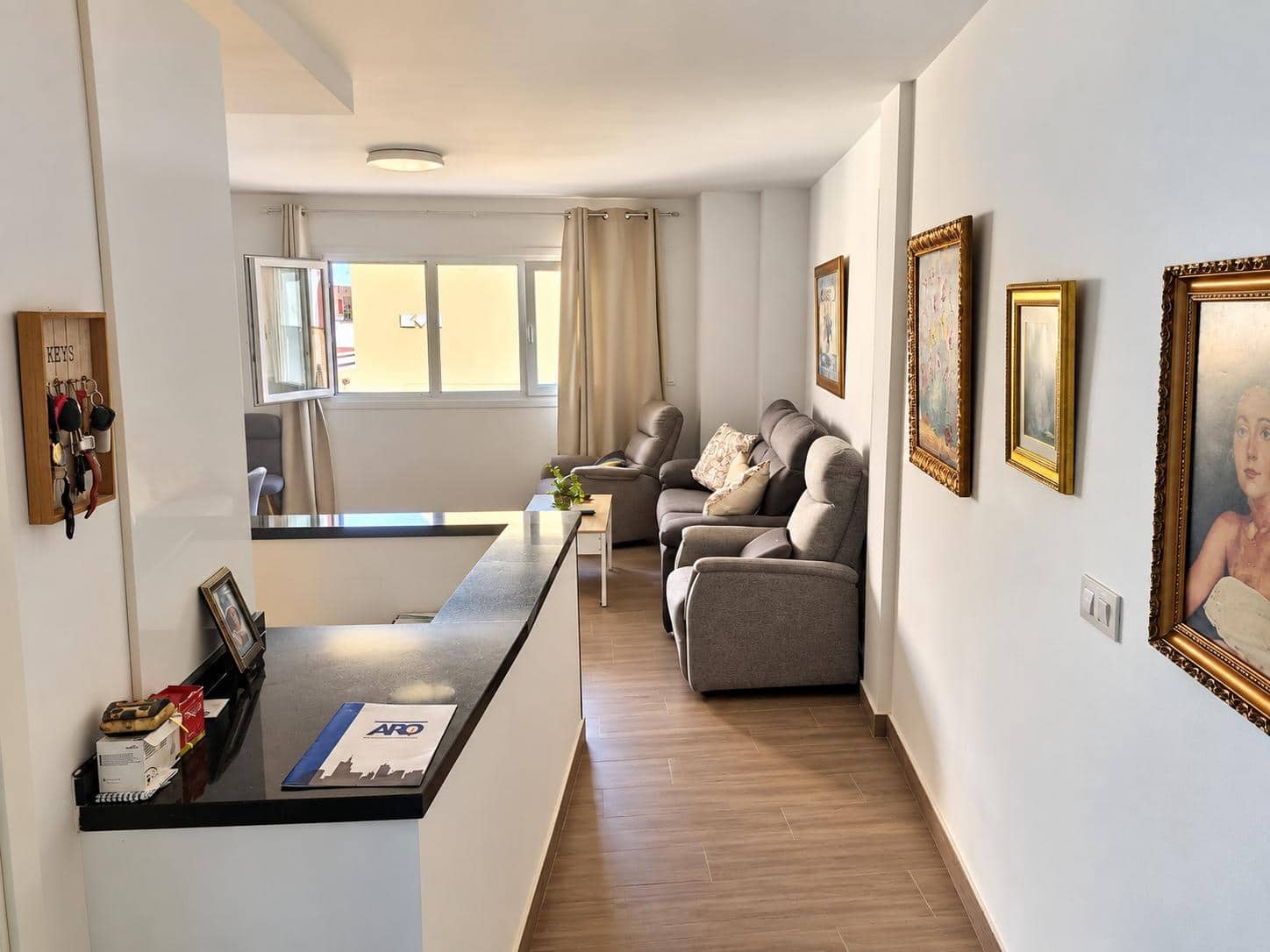 1 slaapkamer Appartement te koop in Torre de Benagalbon met garage - € 265.000 (Ref: 10129472)