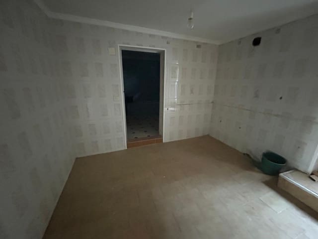 5 quarto Casa em Banda para venda em Teba - 115 000 € (Ref: 10129473)