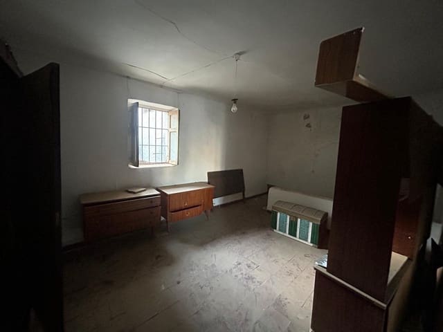 5 quarto Casa em Banda para venda em Teba - 115 000 € (Ref: 10129473)