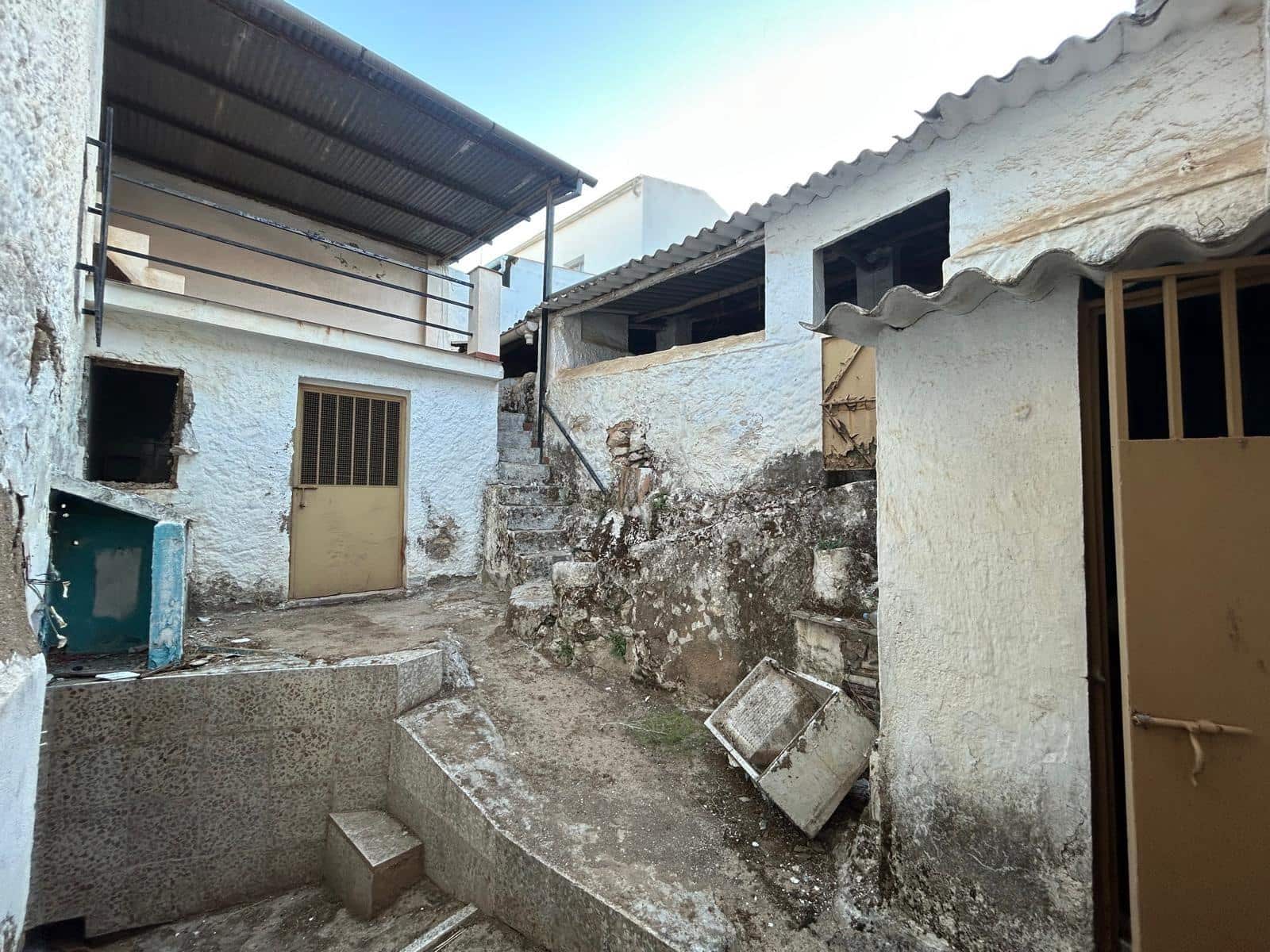 5 quarto Casa em Banda para venda em Teba - 115 000 € (Ref: 10129473)