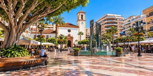 Komercyjne na sprzedaż w Fuengirola - 2 000 000 € (Ref: 10155282)