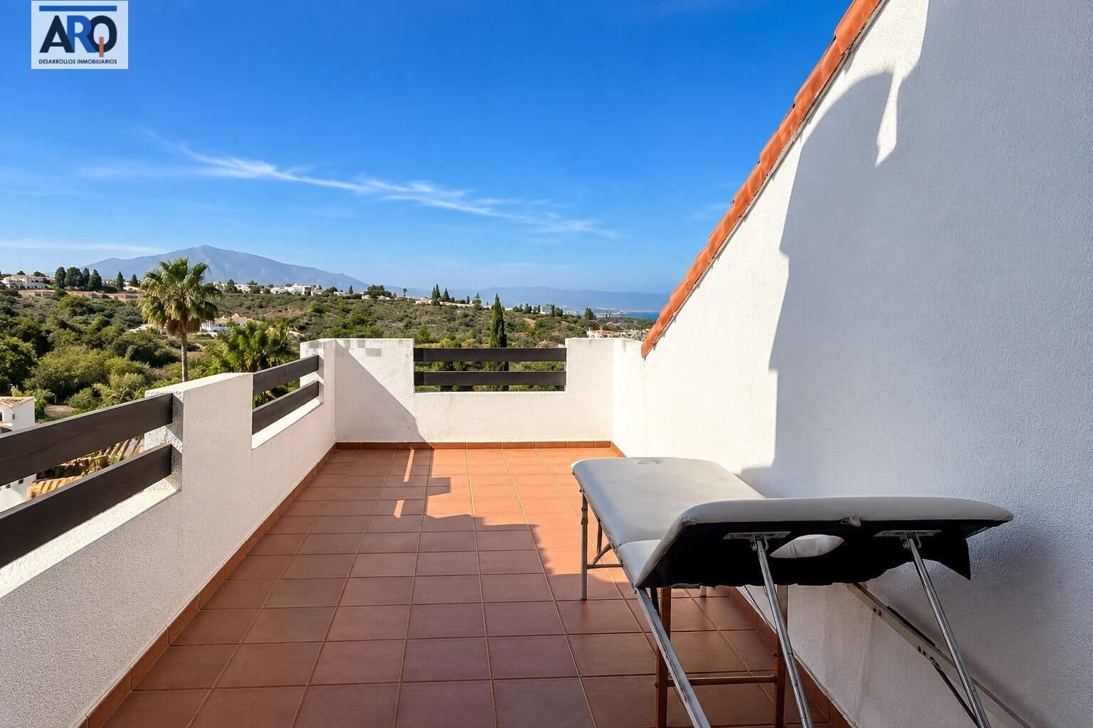 2 soveværelse Penthouse til salg i Manilva med swimmingpool - € 216.300 (Ref: 10157910)