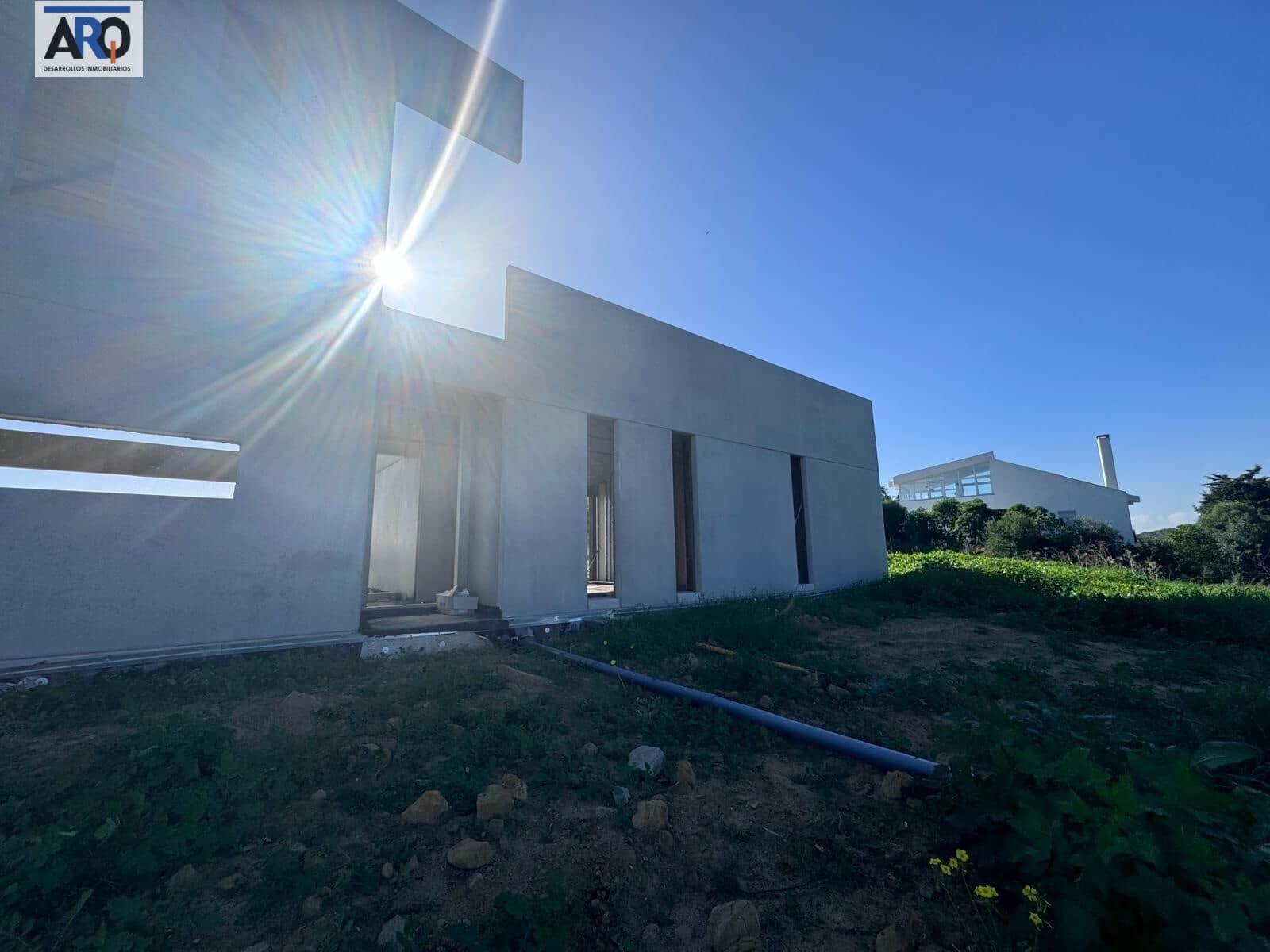 3 makuuhuone Huvila myytävänä paikassa Estepona mukana uima-altaan 
autotalli - 1 200 000 € (Ref: 8687707)