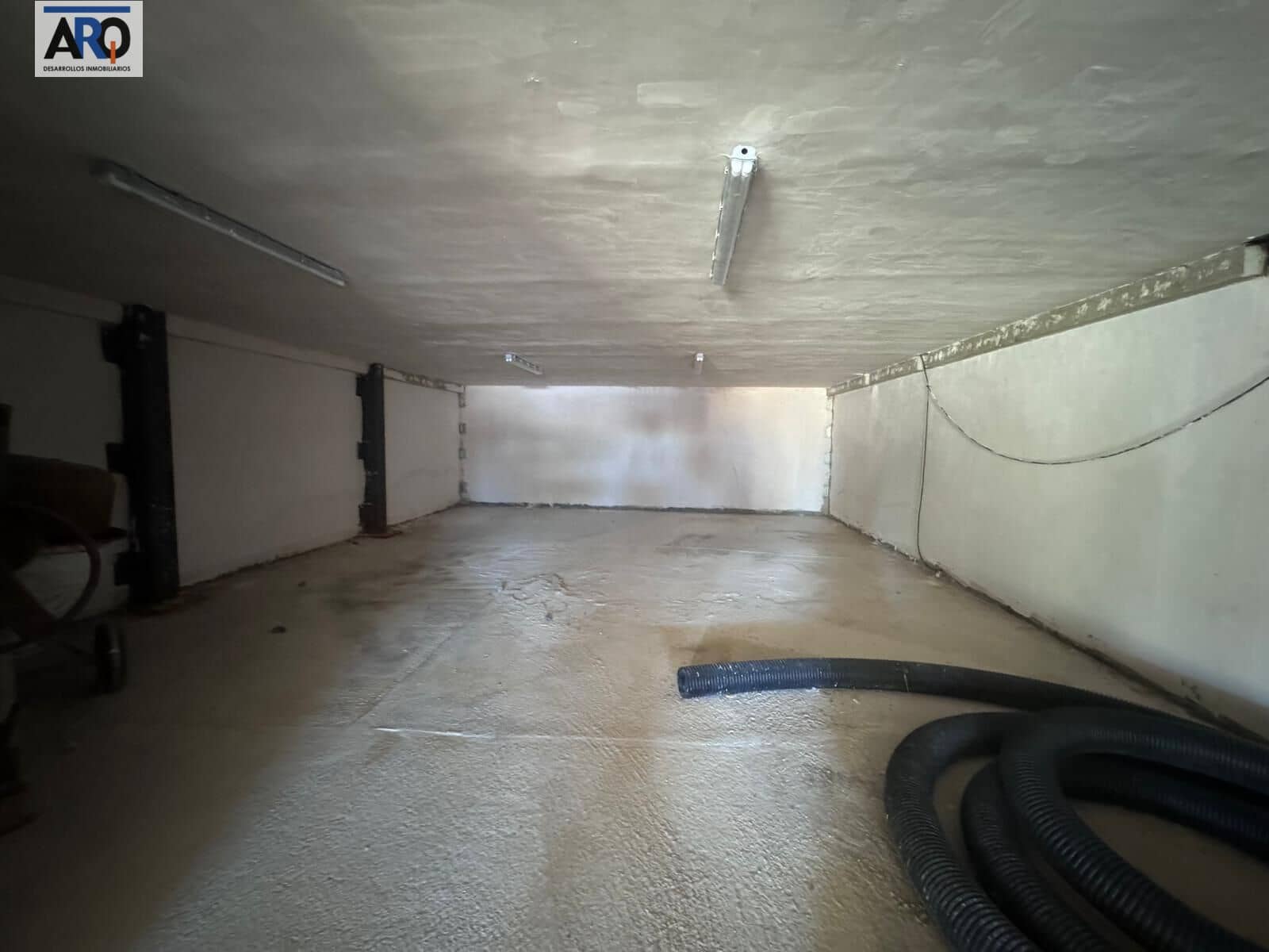 3 makuuhuone Huvila myytävänä paikassa Estepona mukana uima-altaan 
autotalli - 1 200 000 € (Ref: 8687707)